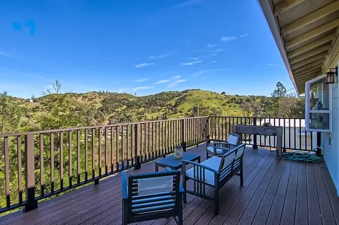 22095 Loop Dr, Redding, CA 96003 photo 14