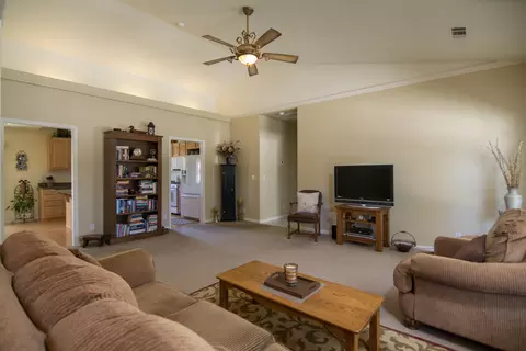 760 Lucknow Ave, Red Bluff, CA 96080 photo 6