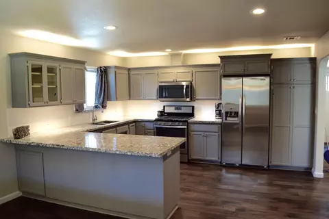 1305 Orange St, Red Bluff, CA 96080 photo 3