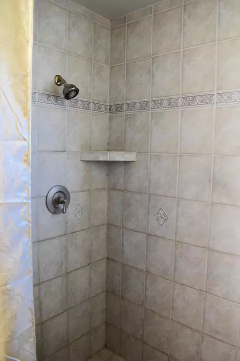 1305 Orange St, Red Bluff, CA 96080 photo 24