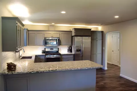 1305 Orange St, Red Bluff, CA 96080 photo 1