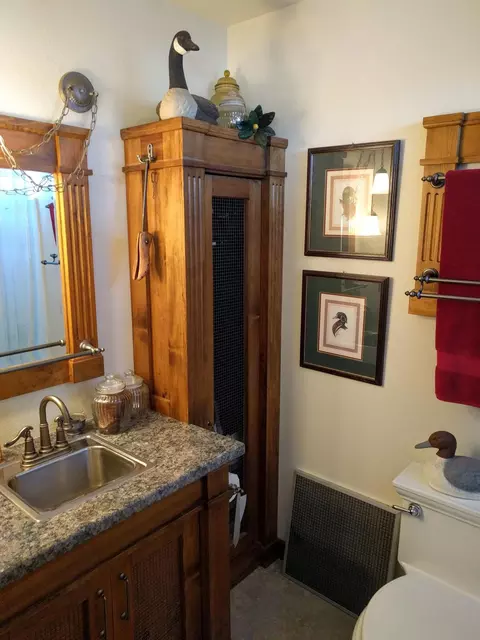 819 Chamise Way, Redding, CA 96002 photo 10