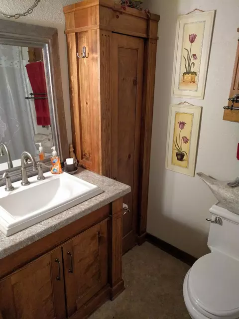 819 Chamise Way, Redding, CA 96002 photo 12
