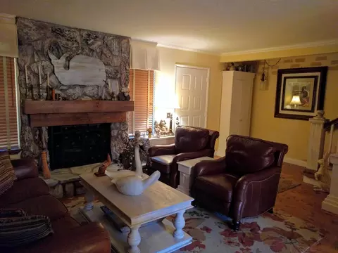 819 Chamise Way, Redding, CA 96002 photo 3