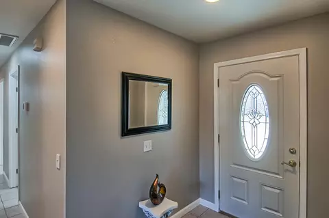 4170 Ormsby Way, Redding, CA 96003 photo 4