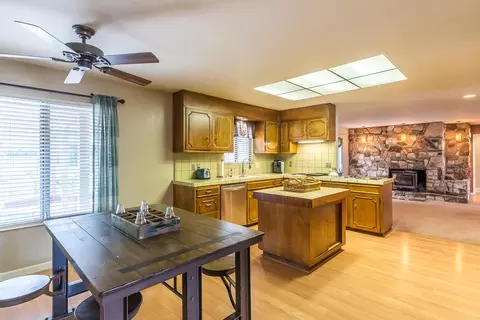 3340 Inverness St, Redding, CA 96002 photo 12