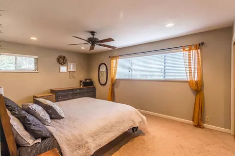3340 Inverness St, Redding, CA 96002 photo 17