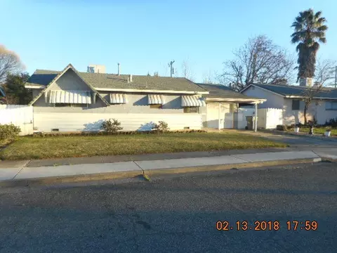3010 Aster St, Anderson, CA 96007 photo 2