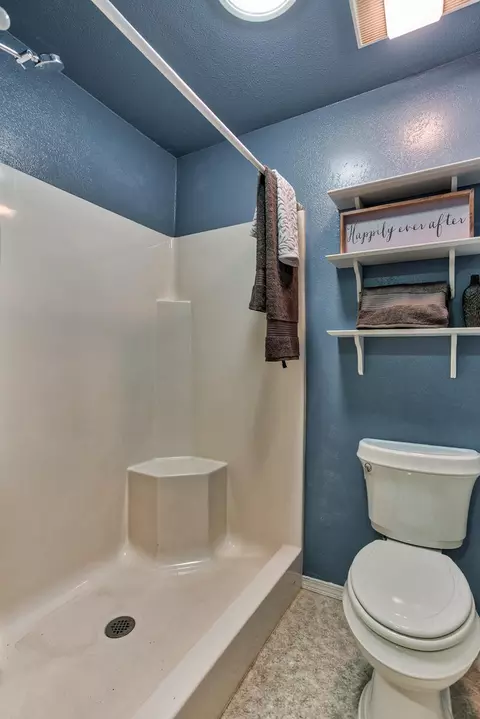 12786 Intermountain Rd, Redding, CA 96003 photo 30