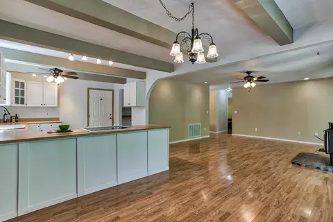 12786 Intermountain Rd, Redding, CA 96003 photo 8
