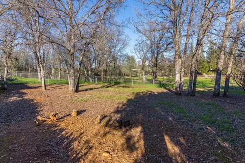 3331 Billings Dr, Redding, CA 96002 photo 16