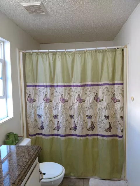 18611 Old Oasis Rd, Redding, CA 96003 photo 3