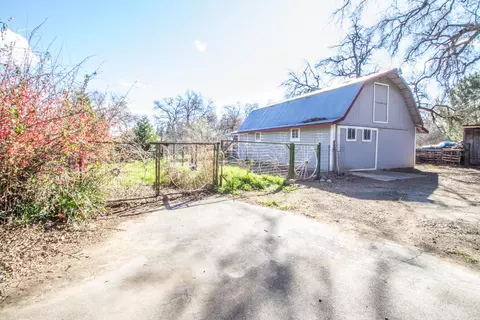 2591 S Waverly Ave, Redding, CA 96001 photo 22