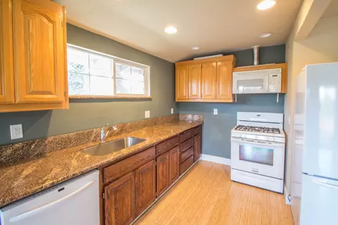 2591 S Waverly Ave, Redding, CA 96001 photo 14