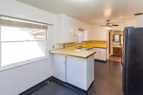 3566 Sunset Dr, Redding, CA 96001 photo 8