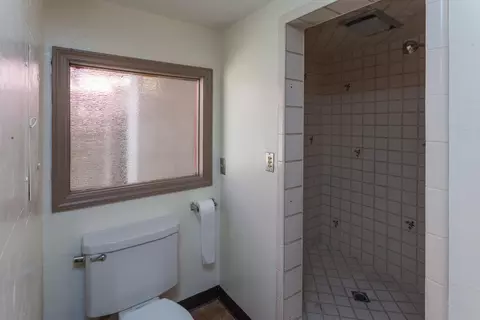 3566 Sunset Dr, Redding, CA 96001 photo 12