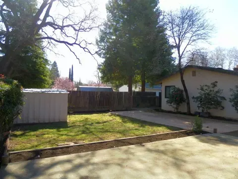 2185 Paris Ave, Redding, CA 96001 photo 34