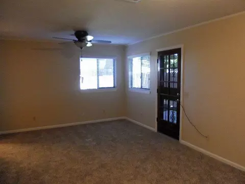 2185 Paris Ave, Redding, CA 96001 photo 30