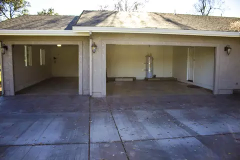 20853 Gregory Ln, Redding, CA 96003 photo 14