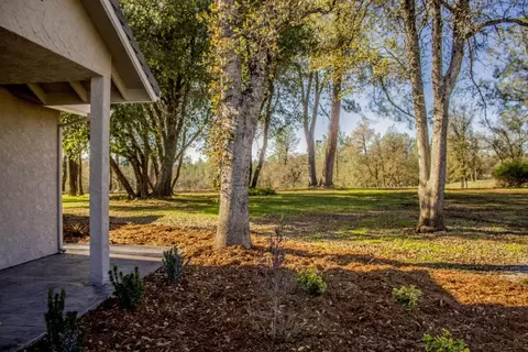 20853 Gregory Ln, Redding, CA 96003 photo 19