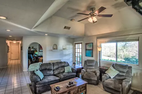 21646 Kathy Ln, Redding, CA 96003 photo 10