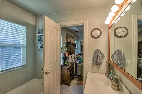 21646 Kathy Ln, Redding, CA 96003 photo 20