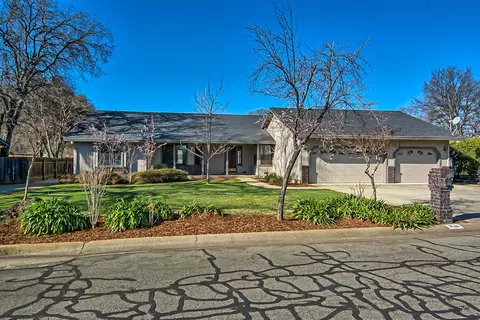 7536 Fiesta Way, Redding, CA 96002 photo 1