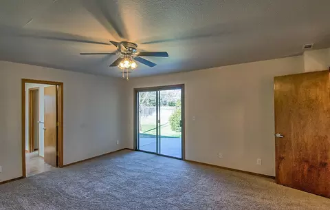 7536 Fiesta Way, Redding, CA 96002 photo 17