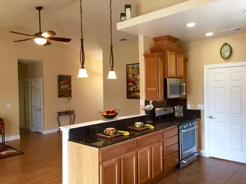 2387 Pendant Way, Redding, CA 96001 photo 2