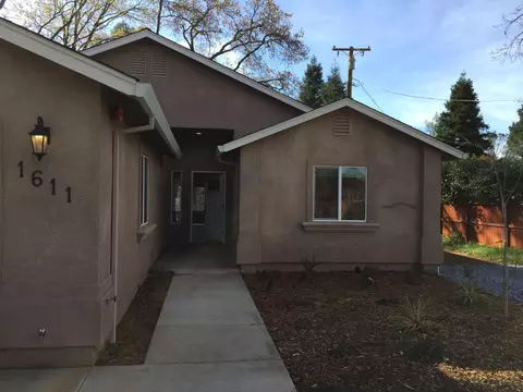 1611 Mistletoe Ln, Redding, CA 96002 photo 21