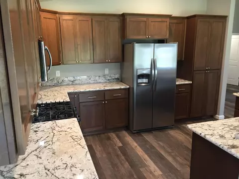 1611 Mistletoe Ln, Redding, CA 96002 photo 7