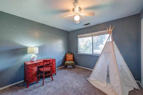 6953 Tucker Ln, Redding, CA 96002 photo 18