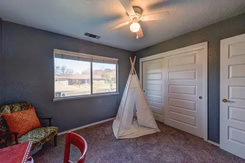6953 Tucker Ln, Redding, CA 96002 photo 19