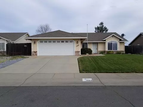 1969 Airstrip Rd, Redding, CA 96003 photo 1