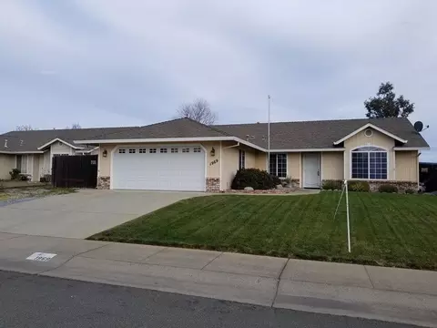 1969 Airstrip Rd, Redding, CA 96003 photo 2