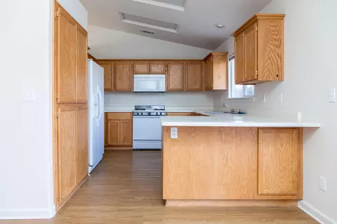 5541 Mill Pond Ln, Redding, CA 96001 photo 6