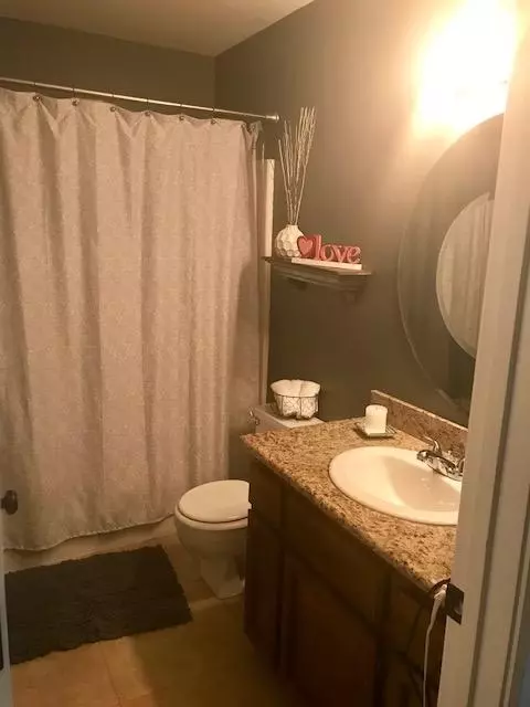 2857 Starlight Blvd, Redding, CA 96001 photo 3