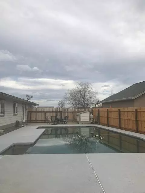 2857 Starlight Blvd, Redding, CA 96001 photo 16