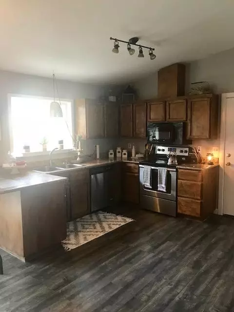 2857 Starlight Blvd, Redding, CA 96001 photo 7