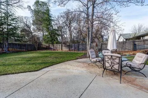 3498 Woodbury, Redding, CA 96002 photo 19