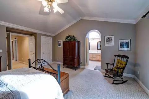 3498 Woodbury, Redding, CA 96002 photo 13