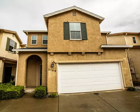 2169 Vienna Way, Redding, CA 96003 photo 2