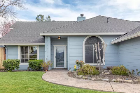1297 River Ridge Dr, Redding, CA 96003 photo 4