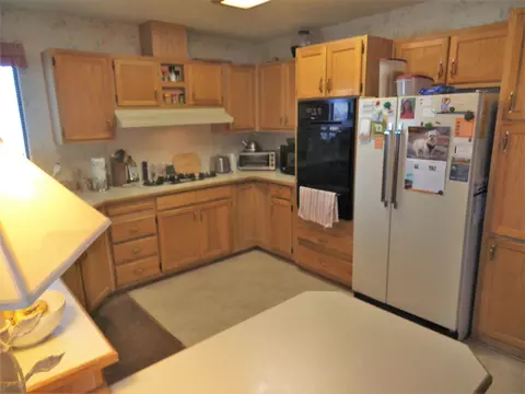 1098 Brokeoff Walk, Redding, CA 96003 photo 14