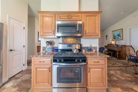 14647 Holiday, Redding, CA 96003 photo 7