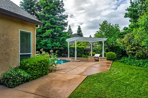2893 Pacific Ave, Redding, CA 96002 photo 56