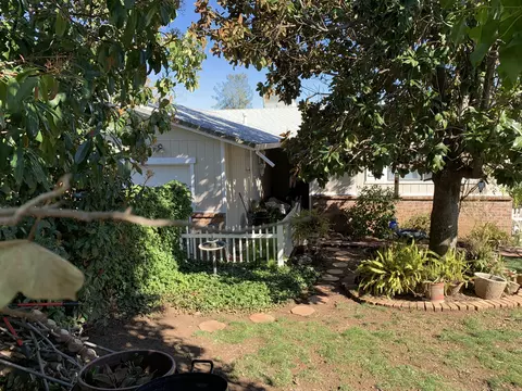 4679 Lookout Ct, Redding, CA 96001 photo 1