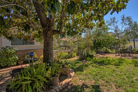 4679 Lookout Ct, Redding, CA 96001 photo 5