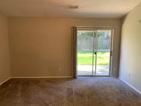 2185 Hacienda St, Redding, CA 96003 photo 16