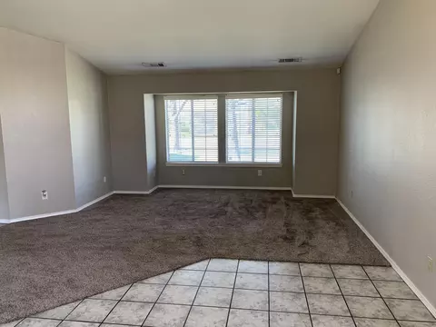 2185 Hacienda St, Redding, CA 96003 photo 5